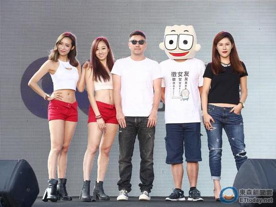 ղ���ۣ��У���ǰ�ϡ��������ˡ����ܲ̿�����СS������