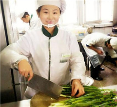 ���Kһ��Уʳ������Ů���߼t ������Ů��ƽ�����挦(du��)