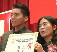 �����24�q߀���һ���W(xu��)У�����O(sh��)Ӌ(j��)�n��