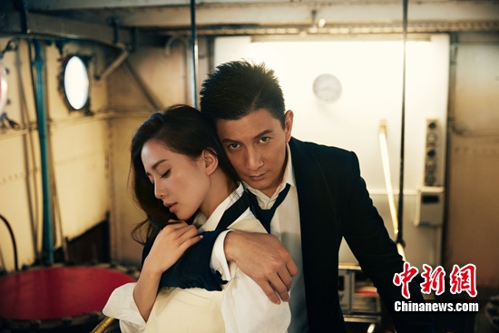 隆詩(shī)最新婚紗照曝光 劉詩(shī)詩(shī)婚紗價(jià)值300萬(wàn)(組圖)