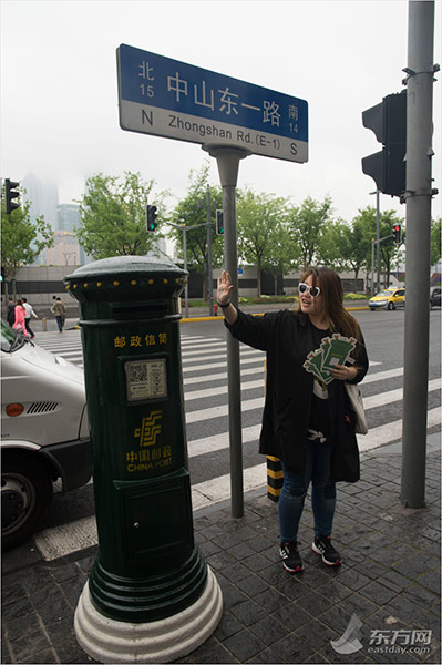 外灘“網(wǎng)紅”郵筒鹿角被拆 何時亮相還是未知數(shù) 外灘“網(wǎng)紅”郵筒鹿角被拆 何時亮相還是未知數(shù)