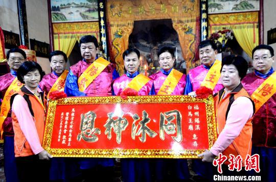 �_(t��i)���R��h�L(zh��ng)������(y��ng)�ʾ���F(tu��n)�ظ����XϪ���R����R�M(j��n)��