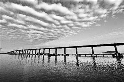 ���M�}�_�����R�۸����Y��