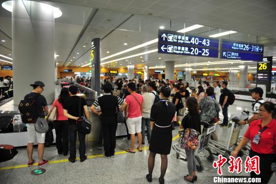 �_���C�⺞�������� �Ϻ��ڰ��_��15���(n��i)Ѹ��ͨ�P(gu��n)��ǰ������̎�Ⱥ��������Ľ� �z