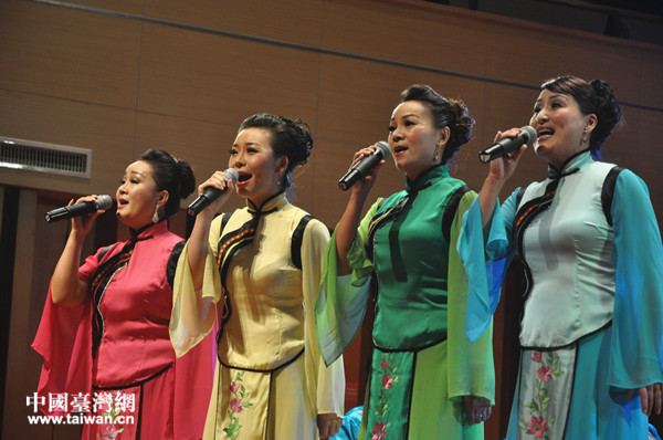 С���ӽM���ݳ���(d��ng)Ϳ��衶���ľG�����𲨡���