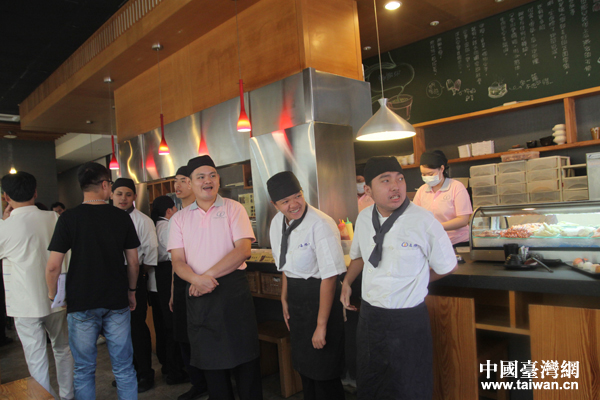 大陸殘障業(yè)人士訪高雄學(xué)習(xí)臺灣喜憨兒職技培訓(xùn)經(jīng)驗(yàn)