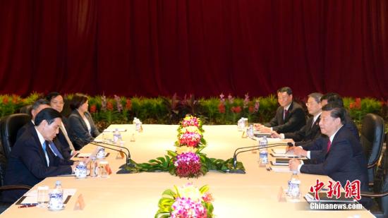 11��7�����磬�ɰ��I(l��ng)��(d��o)����(x��)��ƽ���RӢ�����¼������������Ƶ���档 <a target='_blank' ><p  align=