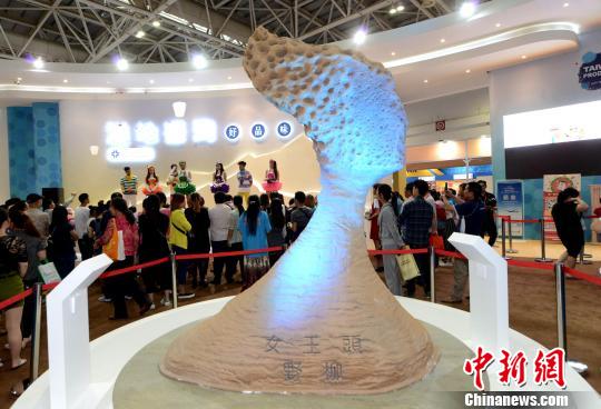 �������_���^��(n��i)һ�����_��Ұ�����|(zh��)���@�ġ�Ů���^��һ��һ��(f��)�Ƶ���Ʒ�������^����������ӛ�߄��ɸ� �z