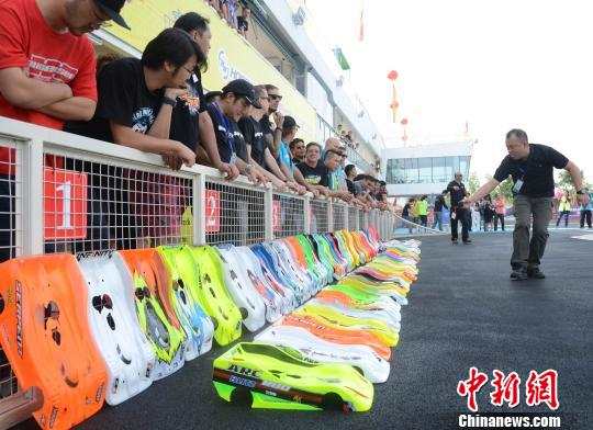 ��α�ِ�R����λ�����܊�͸��ݹ�܊�������ͱ� �z