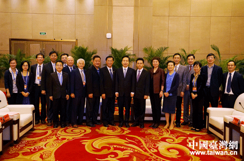 ʡί��ί����ί��ӛ�wһ�µ����I(l��ng)��(d��o)��(hu��)Ҋ��Ͷ�h�h�L(zh��ng)������һ����