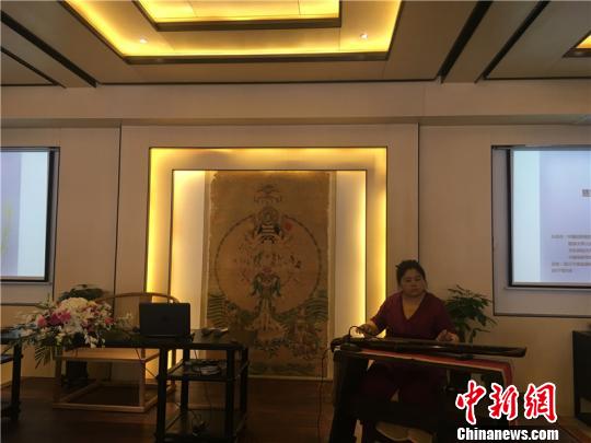 圖為第三屆宗教人類學(xué)工作坊中古琴演奏 李佳 S 攝