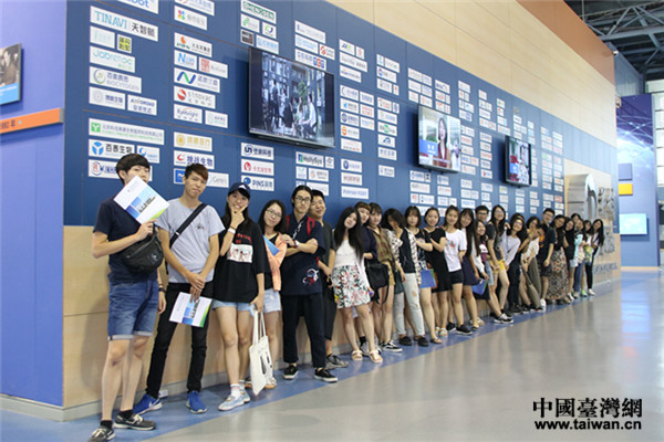 �ɰ�����W�����������P(gu��n)�����������(chu��ng)��ʾ���^(q��)չʾ���ĺ�Ӱ