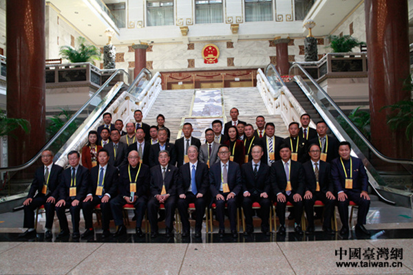 ��ȫ���˴���h�������Ї��y(t��ng)�ٕ����u(y��)�����Lɣ���l(w��i)��Ҋ���޽y(t��ng)�ٕ�(li��n)���L���F(tu��n)һ�У�����Ӱ����