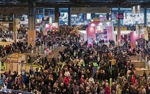 �Ϻ��M(j��n)�����_����չ�̣�������ف���