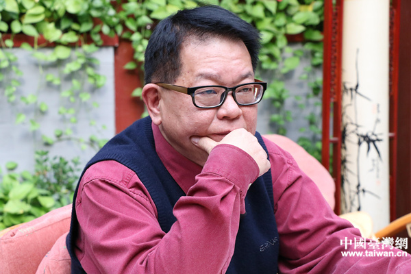 ���ɰ�������ʮ�ꡤ������Lȫ�����f(xi��)ί�T�x���^���ϣ����꠿���M������ ʸ־���及(qi��ng)����