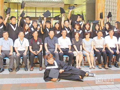 �_�����ڳ��ߴ�ꑌ��@����� �̮�(d��ng)�ֈ�(zh��)���µ��_���߽�����һϢ