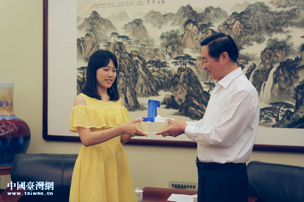 �������c�_(t��i)���W(xu��)���S�[�ĵġ����꽻��