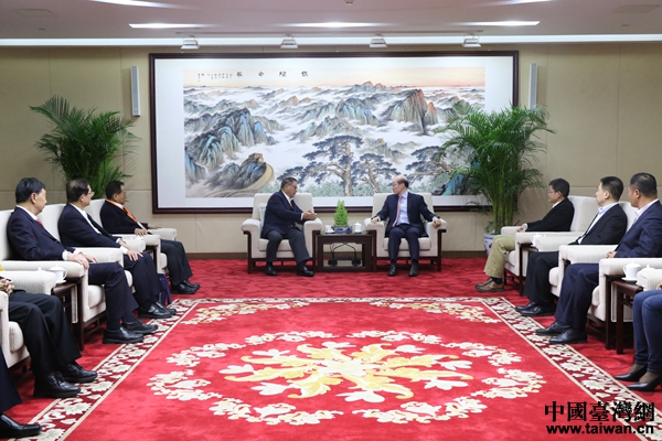 ���Y(ji��)һ�������ɰ�������ͨ�^����ِ�ɞ���ֵ�