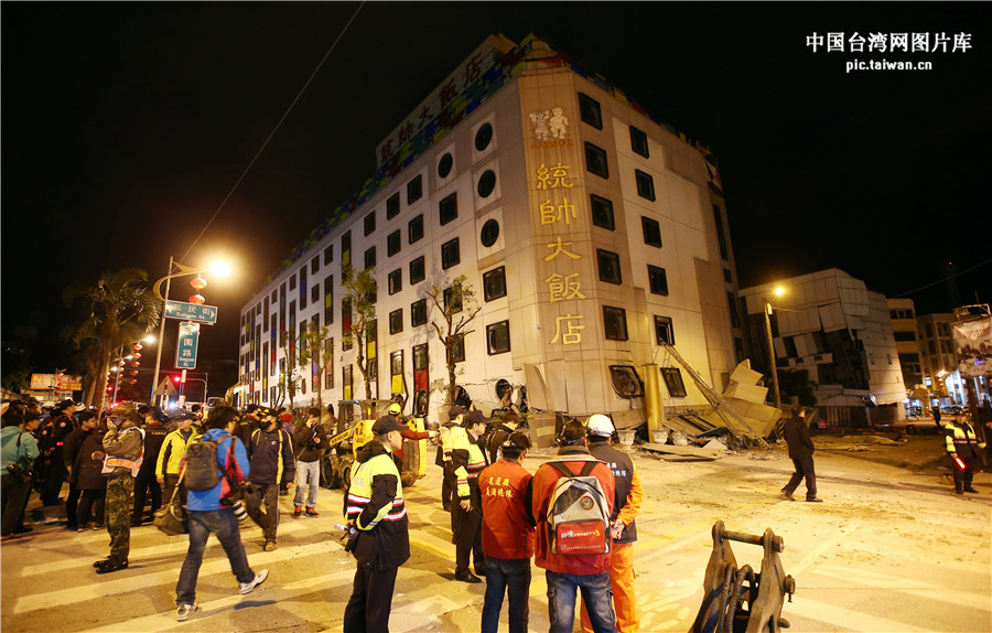 ��ɏ��(qi��ng)���Ǔp�� ������y��(h��)���ںڰ��еȴ�����