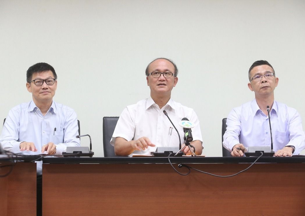 高中文言比例為45%至55% 高中文言比例為45%至55%