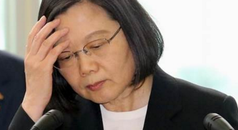 ه������x�_(t��i)�����L(zh��ng)����Ӣ�ĸ����� ���Gί�����ϰ���