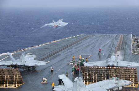 日媒稱美軍在關島舉行大規(guī)模軍演 日媒稱美軍在關島舉行大規(guī)模軍演