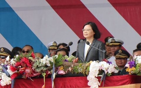 ��Ӣ�ġ��Ĳ������Ãɰ���ƽ��(d��ng)����