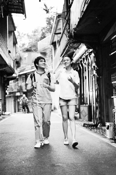 《逆光飛翔》 《逆光飛翔》