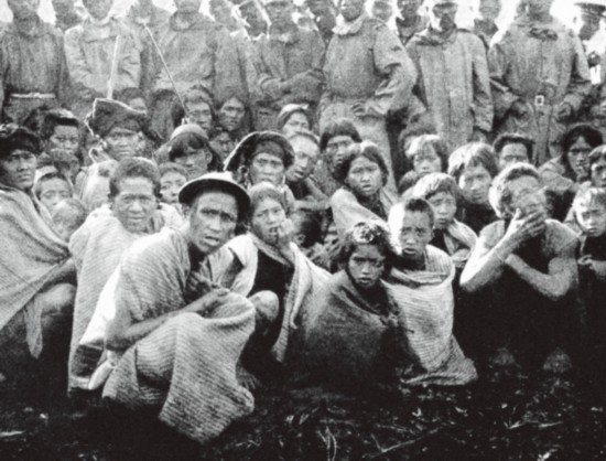 日軍在臺灣東部鎮(zhèn)壓起義的太魯閣原住民 日軍在臺灣東部鎮(zhèn)壓起義的太魯閣原住民