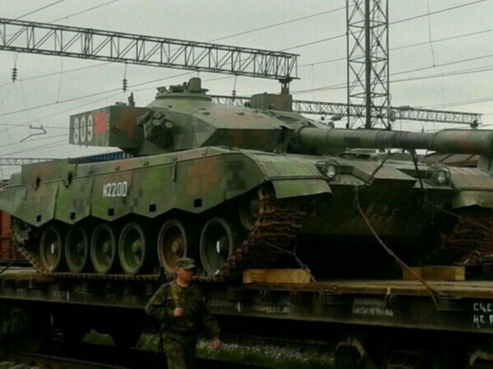 我軍96A坦克從俄羅斯歸來 我軍96A坦克從俄羅斯歸來