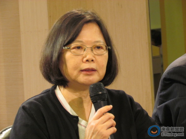 ��Ӣ���N��Ļ�ŏ����܇�����t(y��) ���M(j��n)�ж����X�����g(sh��)