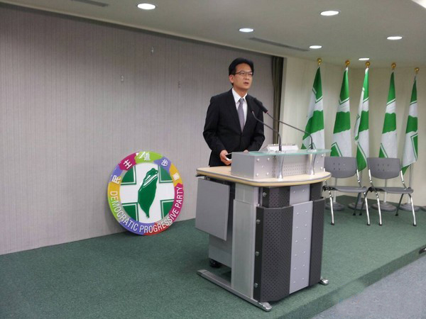 ���M(j��n)�h�l(f��)�����ֿ���8���D(zhu��n)���г���(hu��)�Q�h��Ԓ���f(shu��)��һ����������h�վ�ͻȻ����