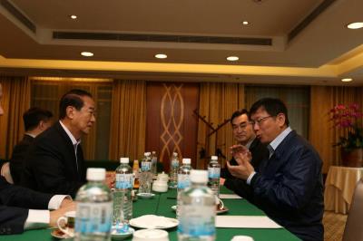 宋楚瑜出任柯文哲臺(tái)北市政府首席顧問 宋楚瑜出任柯文哲臺(tái)北市政府首席顧問