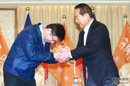 宋楚瑜用毛澤東詩(shī)作提醒柯文哲:不可沽名學(xué)霸王 宋楚瑜用毛澤東詩(shī)作提醒柯文哲:不可沽名學(xué)霸王