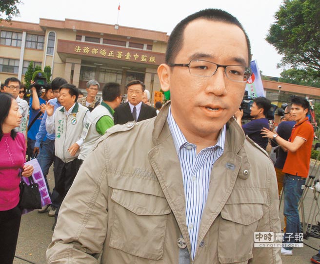 �ˮ�Ᵽ����t(y��)�b��С�M������һ���M(j��n)�Ќ��飬�����b��С�M�ɆT����������]7�ˣ�ͨ�^(gu��)������t(y��)�Ŀ����Դ������D���ˮ�⃺���������������(b��o)�Y����Ƭ��