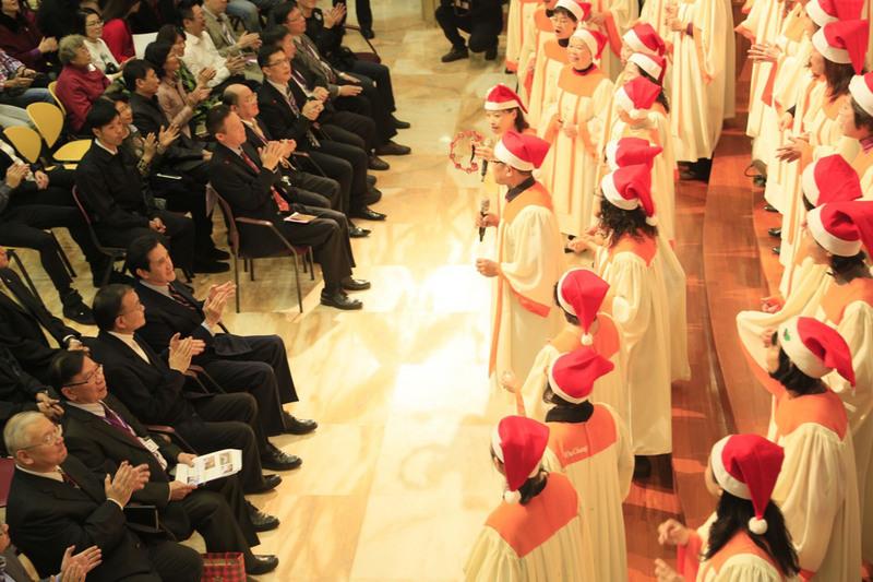 氣爆傷亡重登革熱疫情嚴峻 馬英九為高雄祈禱(圖) 氣爆傷亡重登革熱疫情嚴峻 馬英九為高雄祈禱(圖)