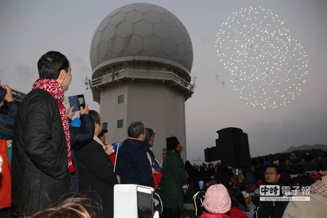 �±����L�������c��һ�𿴟���