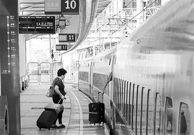 臺(tái)灣高鐵為何必須“被破產(chǎn)”(圖) 臺(tái)灣高鐵為何必須“被破產(chǎn)”(圖)