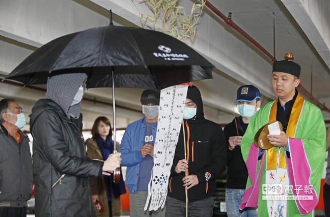 �☌��������һ�����߲��z��p�H�c�����Ҍ��ڶY�x��˾����ͬ����14�յ��_��üͣ܇���F(xi��n)���M���л�