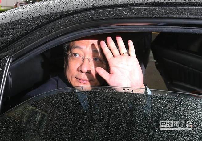 管中閔卸任前夕再“開炮” 暗諷名嘴敗壞風(fēng)氣(圖) 管中閔卸任前夕再“開炮” 暗諷名嘴敗壞風(fēng)氣(圖)