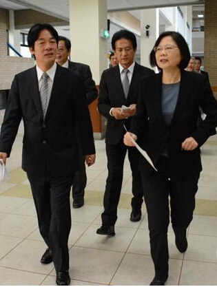 ���M(j��n)�h2016�I(l��ng)��(d��o)�˳��x�ڼ�����Ӣ��ه��¸�(j��ng)��(zh��ng)�u�������W(w��ng)�j(lu��)�D��