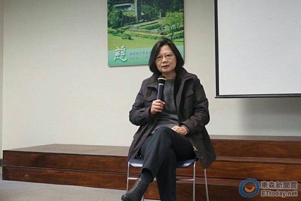 ��Ӣ��Մه��£��Ƿ��x��֮�^�������_ý�D��