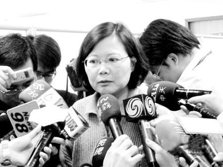 ��Ӣ�����_(d��)�U�˴����Є�(d��ng)�T�� ��(gu��)���h���S���M(j��n)�h