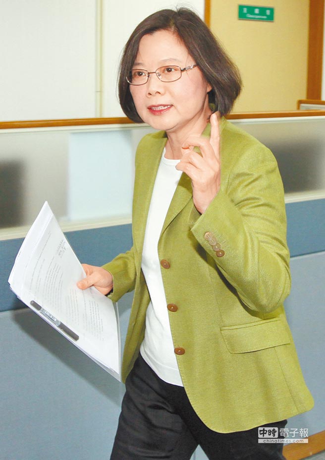 ���M(j��n)�h��ϯ��Ӣ�ģ��Еr(sh��)�Y����Ƭ��