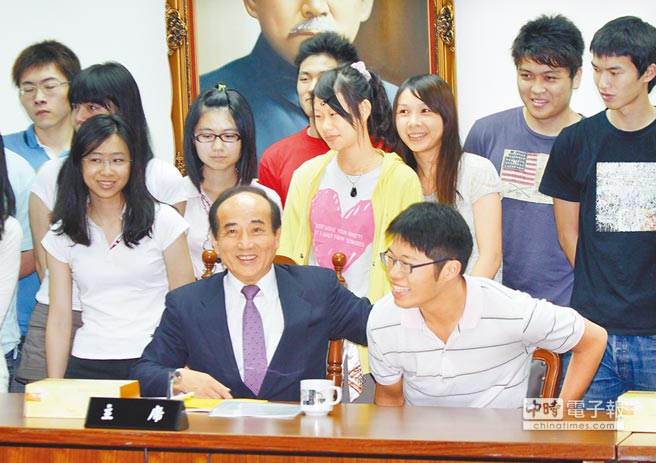 ����ƽ��ʮ��ܳ��������������L����������o���L��ꑵČW(xu��)���F