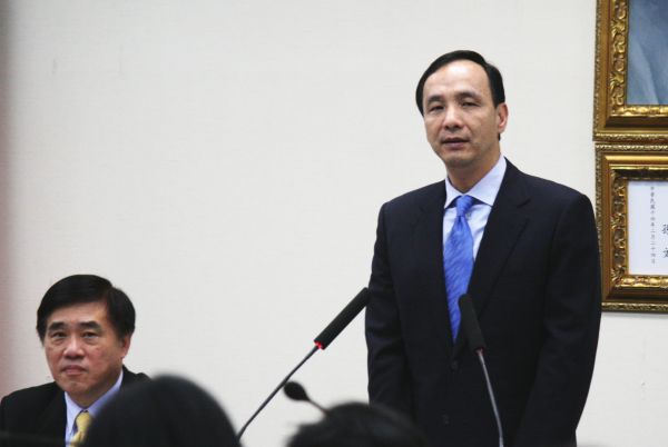 國民黨通過2016初選機制 黨員投票與民調(diào)比例為3:7 國民黨通過2016初選機制 黨員投票與民調(diào)比例為3:7