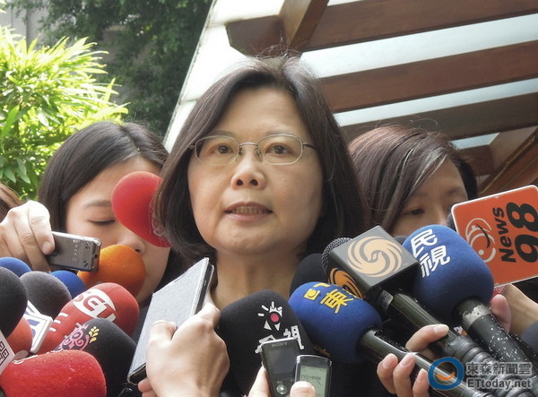 ���M(j��n)�h��ϯ��Ӣ�������_(t��i)���|ɭ���Y����Ƭ��