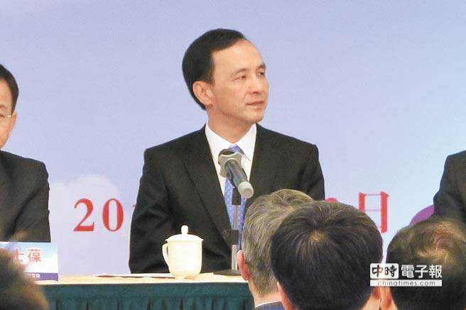 前臺(tái)中市長胡志強(qiáng):朱立倫參選可能性仍存在 前臺(tái)中市長胡志強(qiáng):朱立倫參選可能性仍存在