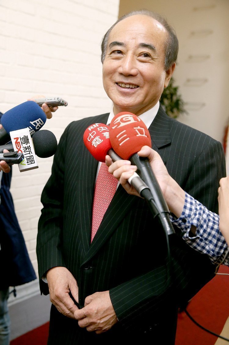 王金平或急流勇退 領(lǐng)表機(jī)率渺茫(圖) 王金平或急流勇退 領(lǐng)表機(jī)率渺茫(圖)