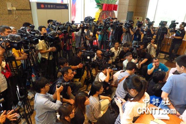 ý�w����̓��ĺ������h��(n��i)��Ҋ�l(f��)���(�D)